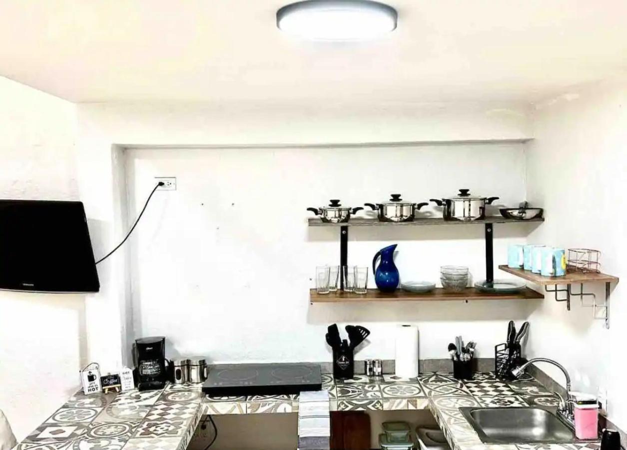 Apartment In The Heart Of La Paz. Walking Distance To El Malecon. Exterior photo